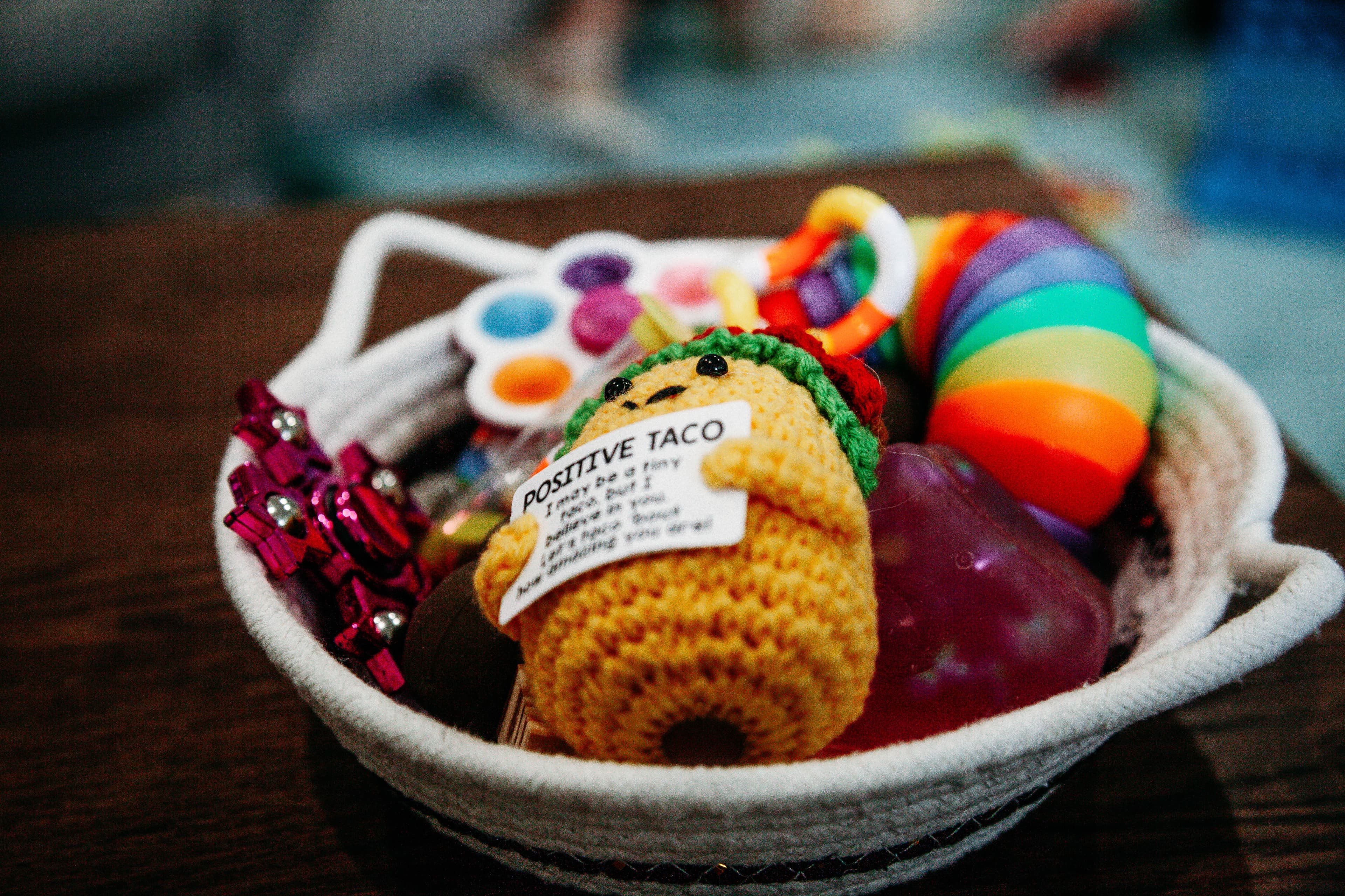 Fidget tools and sensory items in the therapy room